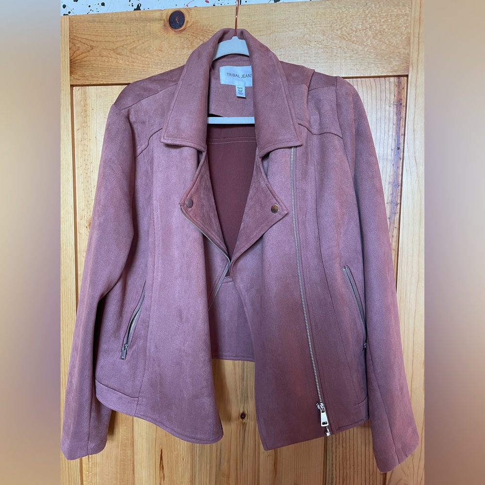 Soft chic suede coat in Mauve
